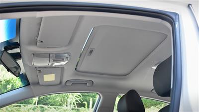 سانروف هیوندای النترا از آپشن‌های محبوب